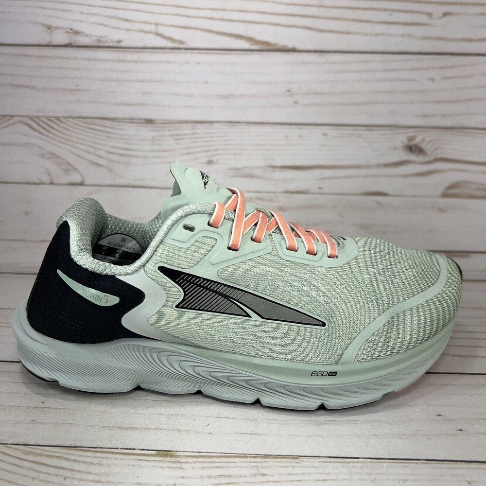 Altra Green Athletic Shoes with Breathable Mesh and Streamlined Design